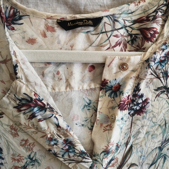 Massimo Dutti 100% silk floral blouse - Picture 3 of 7